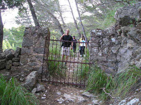 Camí de sa barrera